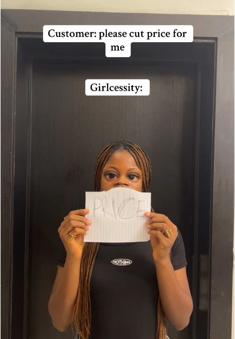 In this Tpain economy??! Fine girl pity our small business o😂❤️ Heating pads still cost 25,000 naira and trust me, the quality is 💯  #girlcessity #girlcessitycares #cramprelief #period #periodpain #periodpainrelief #periodhumor 