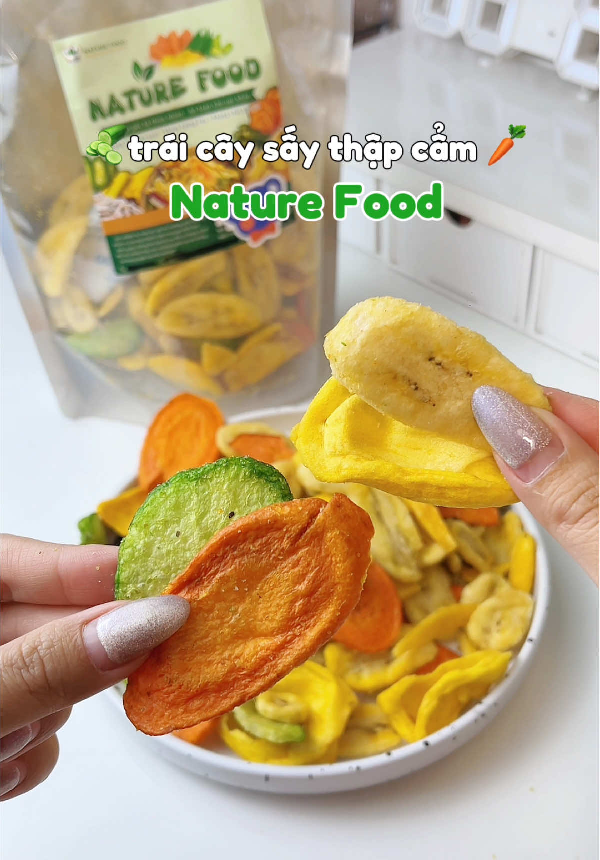 Trái cây sấy thập cẩm , ăn giòn siu ngon luôn 🥕🥒😋 #traicaysay #traicaysaythapcam #anvat #food #traicaysaykho #review #unboxing #xuhuong #viral #thaothichriviu #fyp #xhtiktok #muataitiktok 