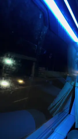 #CapCut chill trên xe khách..!#xuhuong #fypシ゚viral #xyzbca #xuhuongtiktok #thinhhanh #trend #xekhach #chill 