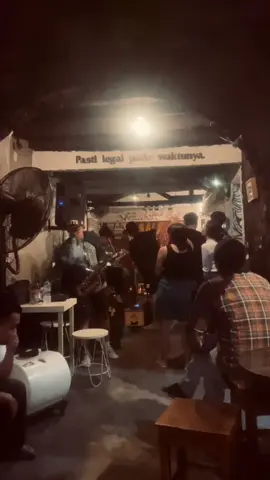 pasti legal pada waktunya @Till Drop Bar Prawirotaman #tilldropbar #yogjakarta #prawirotaman 