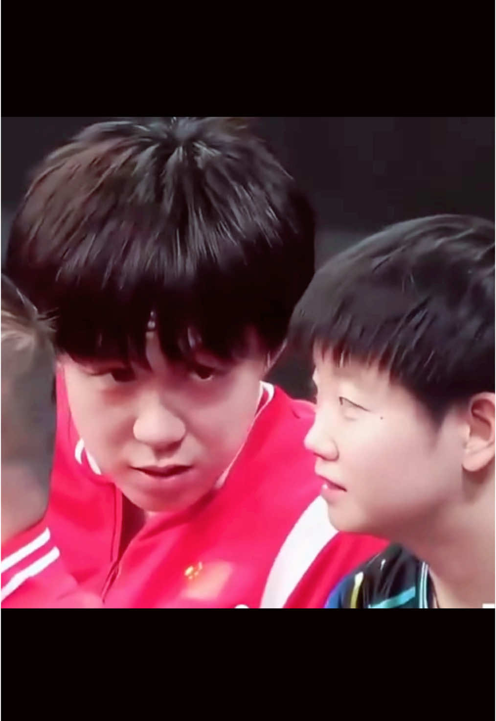 Ng con gái di nhất mà 2 tui nhìn như muốn cạp luôn con ng ta 😆 #Wangchuqin #Sunyingsha #shasha #sunyingsha #孙颖莎 #孙颖莎王楚钦 #shatou #datou #5114 #vuongsokham #王楚钦 #wangchuqin #王楚钦孙颖莎 