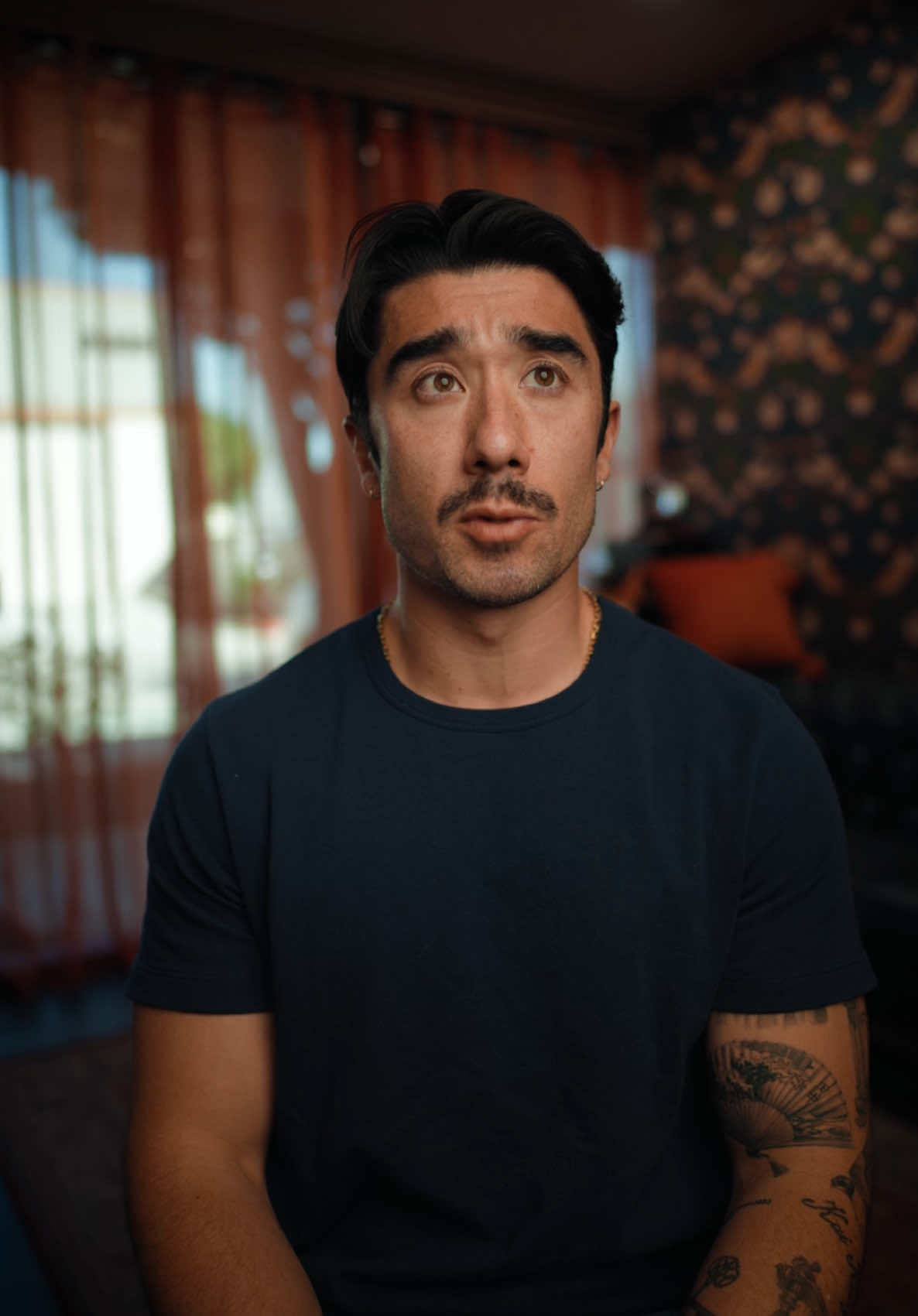 Is it me or does every Netflix documentary start like this? #bts #behindthescenes #documentary #netflix #netflixseries #netflixdocumentary #truecrime 