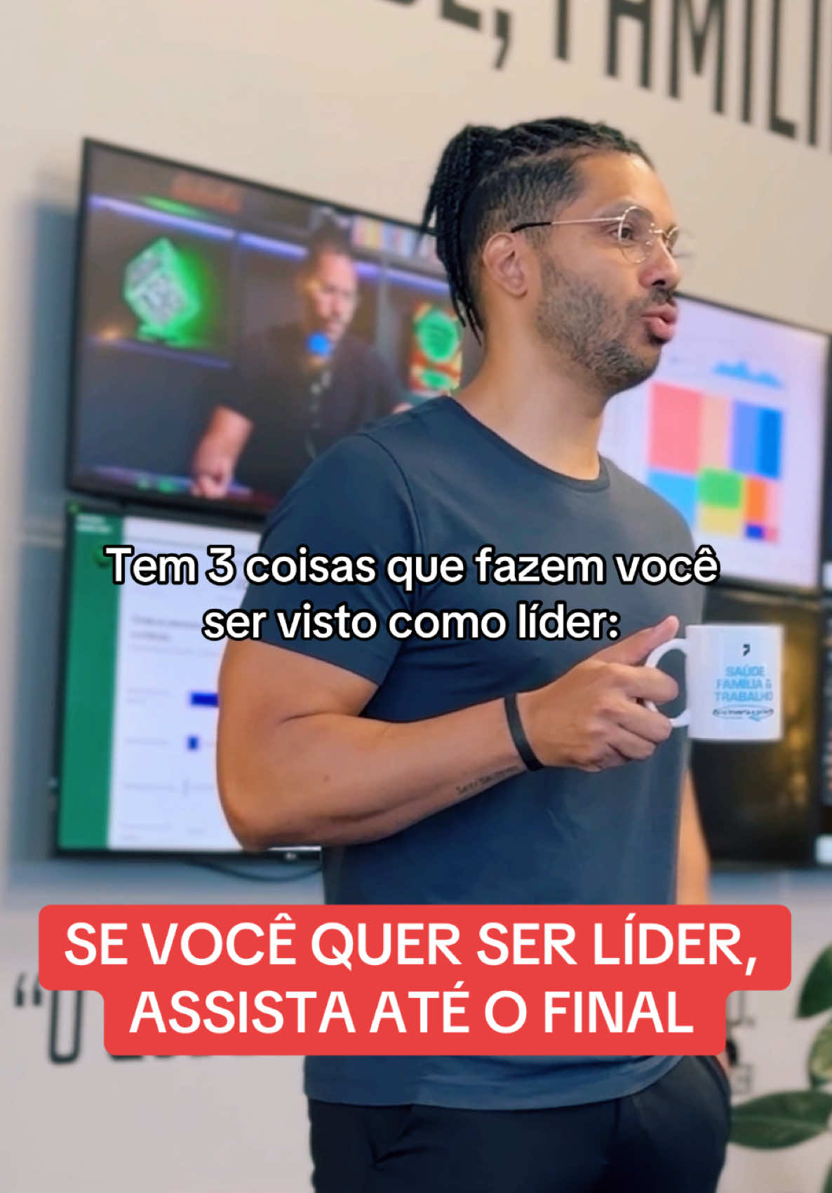 Quais dessas 3 coisas você precisa melhorar ou adquirir para ser um bom líder? #liderança #business #negócios #empreendedorismo #fyp 
