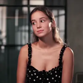 Alba Baptista comenta se mudaria algo em seu passado caso tivesse uma segunda chance, assim como sua personagem Ava em Warrior Nun. #fypp #albabaptista #warriornun #videoviral 