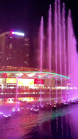 welcome to China🇨🇳，来珠海一定要来看七彩音乐喷泉⛲#China #中国 #旅游 #旅行 #珠海 #zhuhai #city 