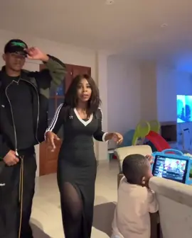 Yamal with his mother dance 💃🏿 #lamineyamal #yamal #dance #dancer 