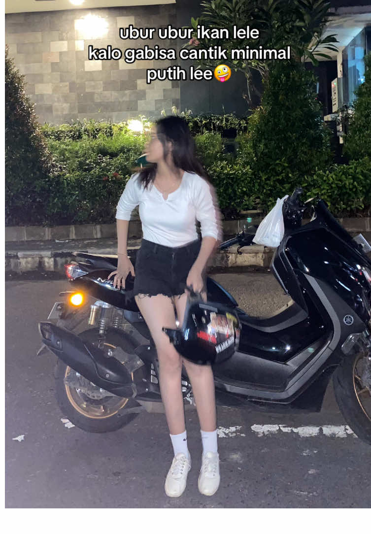 @SHERIZ #fyp #foryouu #xyzbca #GlowUp #fotolive #magetan 