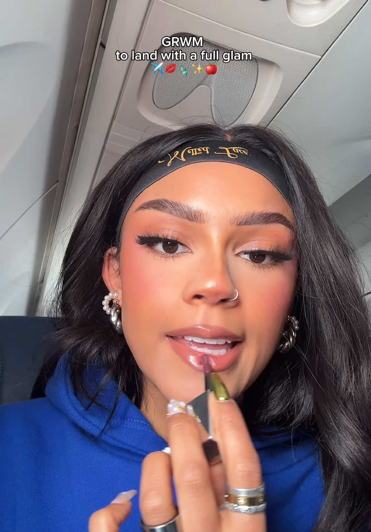 Gotta land lookin flawless ✨☺️ #planegrwm #fullglammakeup #grwm #getreadywithmemakeup #getreadywithme @Lilly Lashes @Rare Beauty @Kosas @Hourglass Cosmetics @Trixie Cosmetics @DIBSBEAUTY 