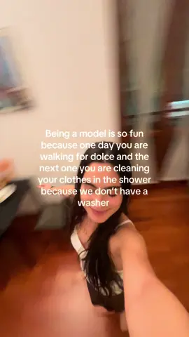 😫 #milanfashionweek #milano #fashionweek #MFW #modellife #model #fyp 