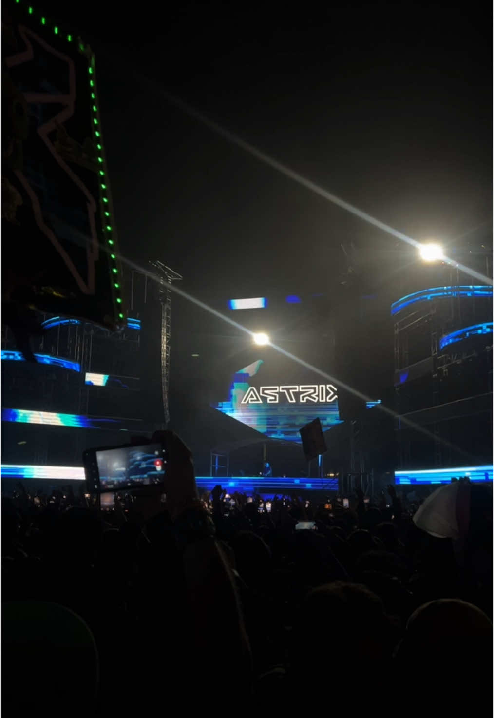 Ok pero el ritual de Astrix en EDC México 🇲🇽🛸 #edc #edcmexico #astrix #edcmexico2025 #psytrance #dj #edmfestival #festival 