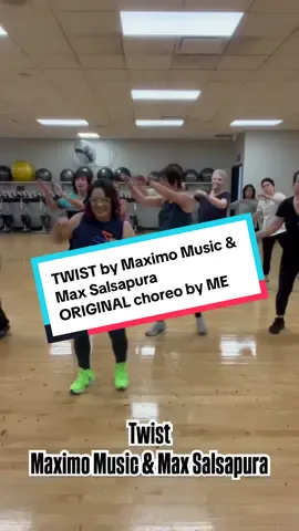 Come on, everybody, let’s twist! Featuring my lovely dancers from Club Fitness.  Original choreo by me.  #zumba #zumbafitness #zumbainstructor #dance #Fitness #dancefitness @zumba 