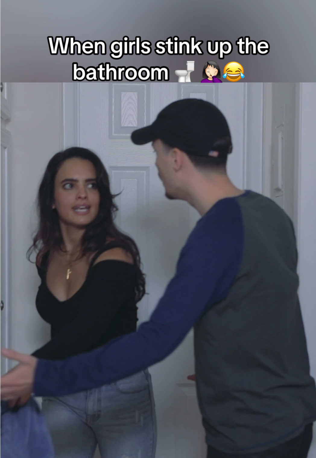 When girls stink up the bathroom LOL @Marty Martins #couple #couples #romance #date #datenight #breakup #ninadrama #couplestiktok #couplescomedy 