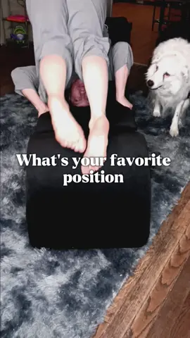 my new favorite chair #lounge #loungechairs #yoga #yogachair #yogachaise #chaiselongue #postitions #relax #homefurniture #homefitness #chair #furniture 