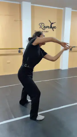 No te pierdas la oportunidad de aprender un nuevo estilo  La danza contemporánea te ayuda a expresarte emocionalmente y liberarte a través ves del movimiento.  Inscríbete!! #dancer #danzacontemporanea #baile #adulto #escueladeballet #CapCut #dancelover #balletshoes #follow #like #paratiiiiiiiiiiiiiiiiiiiiiiiiiiiiiii  #ladygaga 