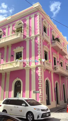 Puerto Rico is amazing ✨🇵🇷🌊🦀☀️⛱️🐚 #puertorico #beach #vacation #fyp #creatorsearchinsights #vacationvibes #beach #beachvibes #sunset #vaycay #travel #traveltiktok #trendy 