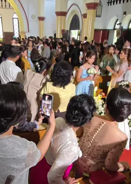 My daughter was the flower girl in my niece wedding. #flowergirl  #flowergirlbouquet #EDKZ #EaindraKyawZinOfficial 
