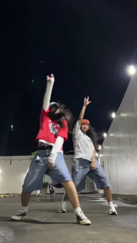 super chill vibes on this one 🌃🤘@rosebud | DC @ChillLIT #ayo #chrisbrown #dancechallenge #trend 