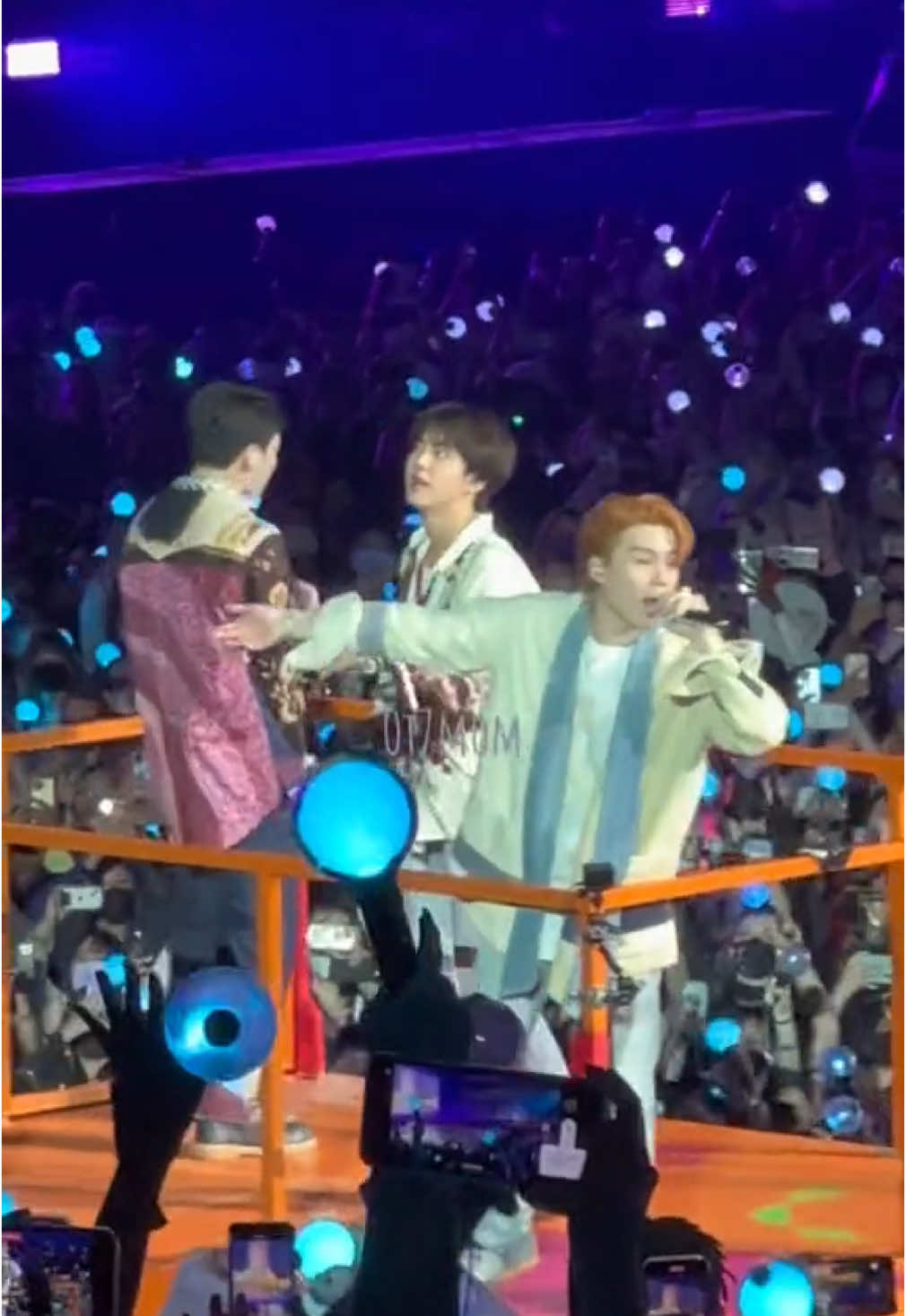 #onthisday como quisiera regresar el tiempo ✨💫 #yoongi #suga #jin #jungkook #bts