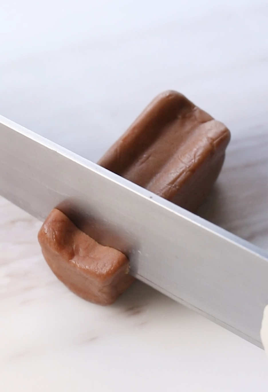 何かわかる？最後えへへ、、ってなるアレのクッキーだよ🍪#お菓子作り #アイシングクッキー #icingcookie #cookiedecorating #cookiedecorating #cookie #食パン #しば犬 