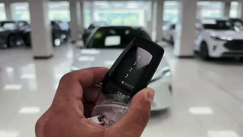 Cẩm ly thế hệ mới này các bác có ưng cái mắt không ạ #supercarvn #toyotacamry #xedep #xuhuong #tiktok 