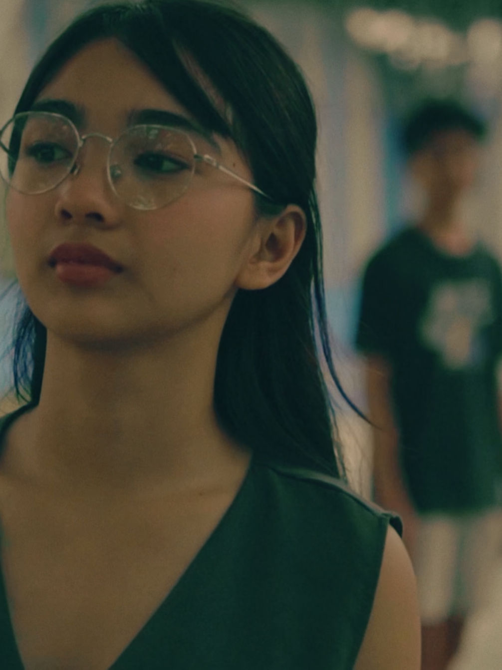 Ibabaon mo na ba siya sa alaala? O ipipilit parin sa tadhana kahit 'di na talaga pwede? MV: Sa Susunod Na Habang Buhay JZR Voice Over: Kuya @willtalksofficial 🫵 #fyp #shortfilms #jzrfilms 