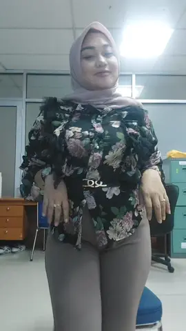 baru juga LIVE baru kebuka udh kebanned lagi mashaallah tabarakalahu