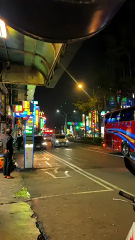 999 bức thư gửi cho chính mình: Bức thư thứ 716”Ai đó thấu hiểu những giọt nước mắt của bạn đáng quý hơn vô số người chỉ biết đến nụ cười của bạn.