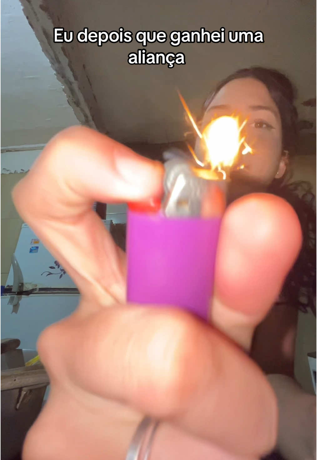 Como acender um isqueiro.    #mulherdepreso🔓🕊👫💍 #fyppppppppppppppppppppppp #fyyyyyyyyyyyyyyyy #trendingvideo #1m #creator #🍪 #