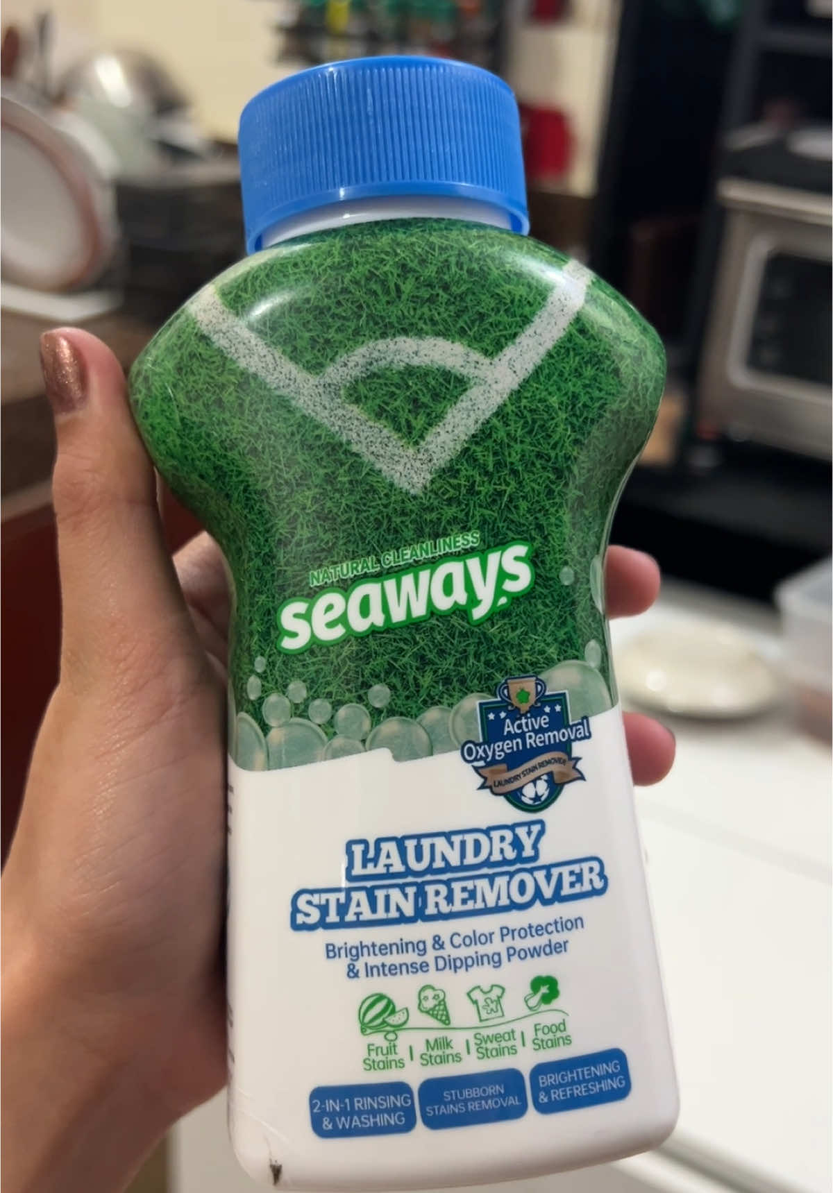 Tired of battling tough stains? 🧺 Try Seaways Laundry Stain Remover for effective stain removal and color protection. Keep your clothes fresh and vibrant! 🌟 #LaundryHacks #SeawaysPH #StainRemovalTips @Seaways_Philippines # #BestStainRemoverPH #ActiveOxygenDetergent #2in1LaundryDetergent #EffectiveStainRemoval #ColorProtectionLaundry #DeepCleaningLaundry #AffordableStainRemoverPH #LaundryTipsPH #SeawaysDetergentReview 