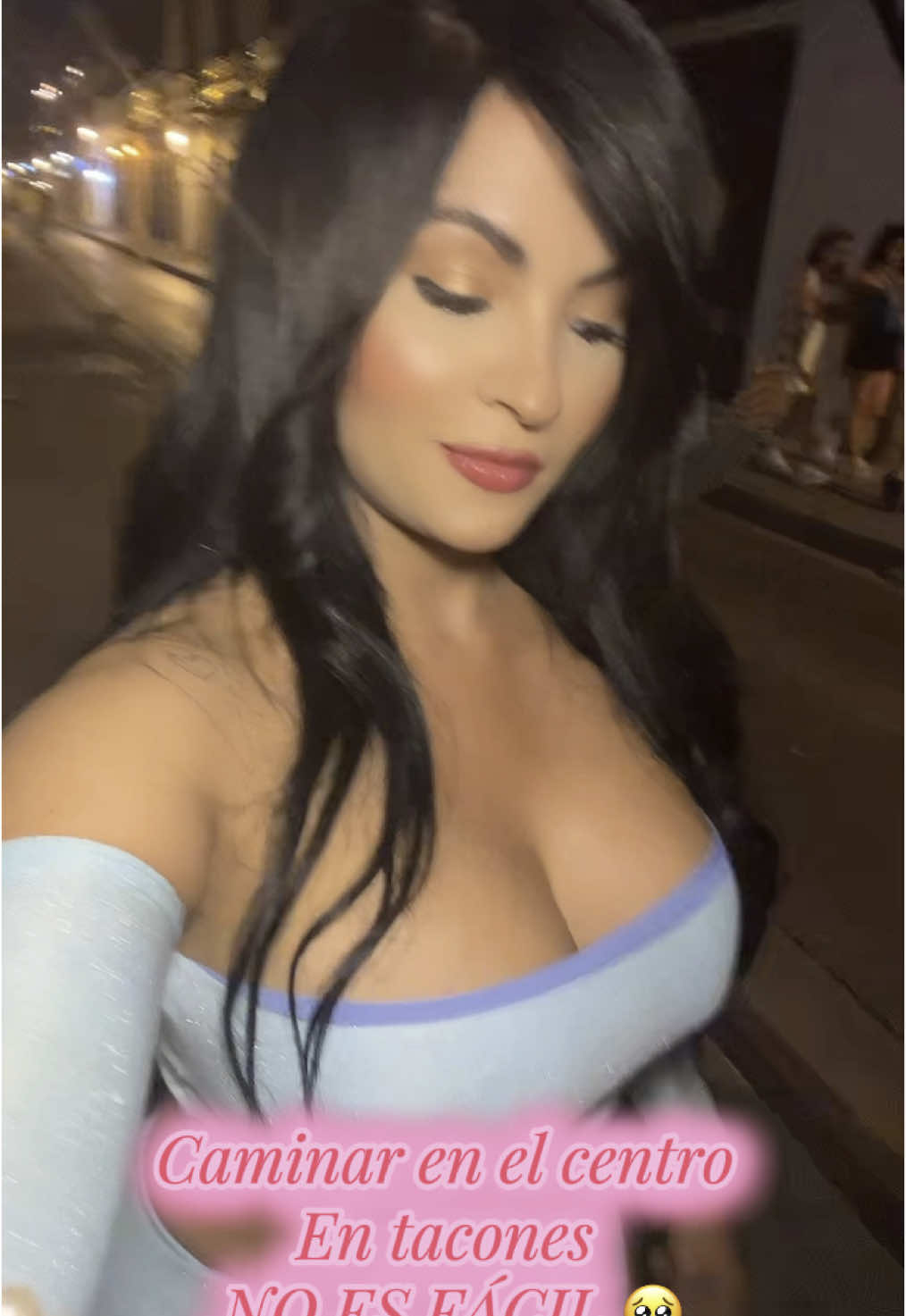 Una noche de chicas en el centro histórico de cartagena 💕  ¿Será que conoces alguien o te ha pasado lo de los tacones? Los leo  😘