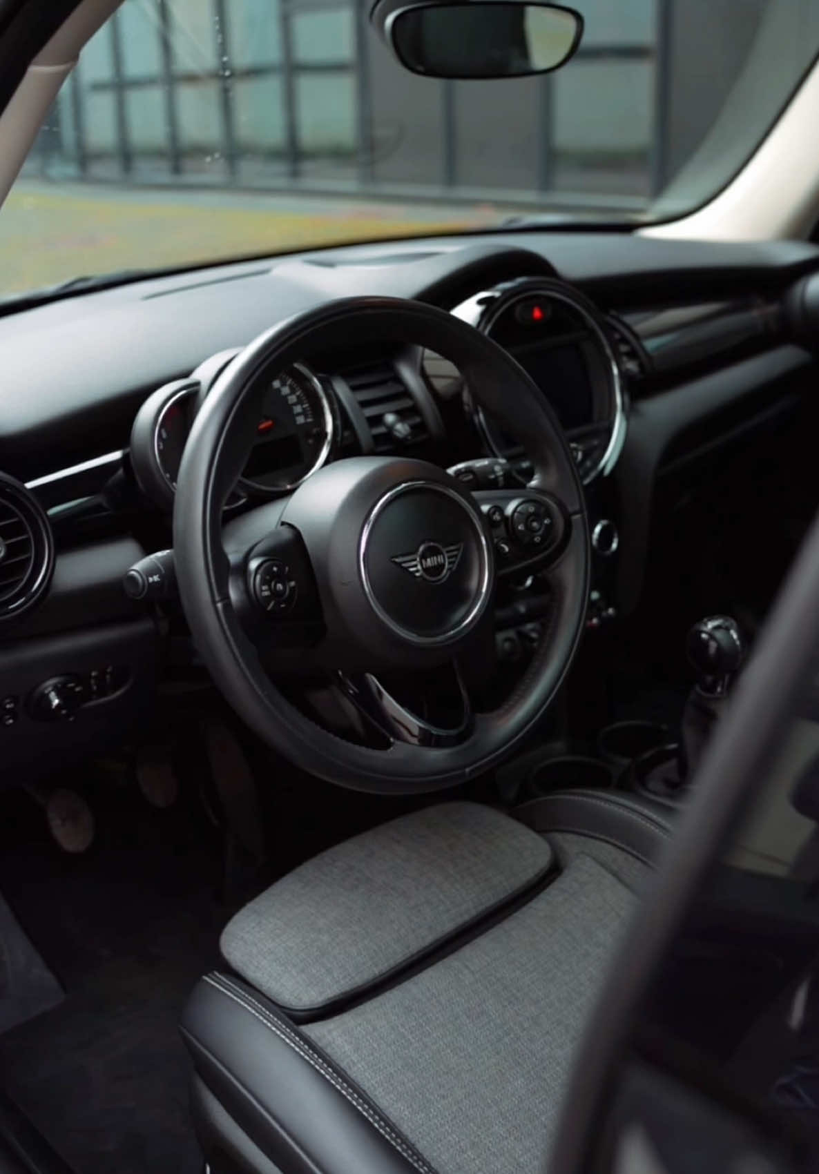 MINI HATCH 5 PORTES F55 LCI Cooper 136 ch Edition Greenwich // 20 923 km disponible en agence sur Bihorel et modernmini.fr 📍 #mini #modernmini #minirouen #boisguillaume #fyp #modernmini76 #rouen #cartour #viral #mini5portes #minicooper 