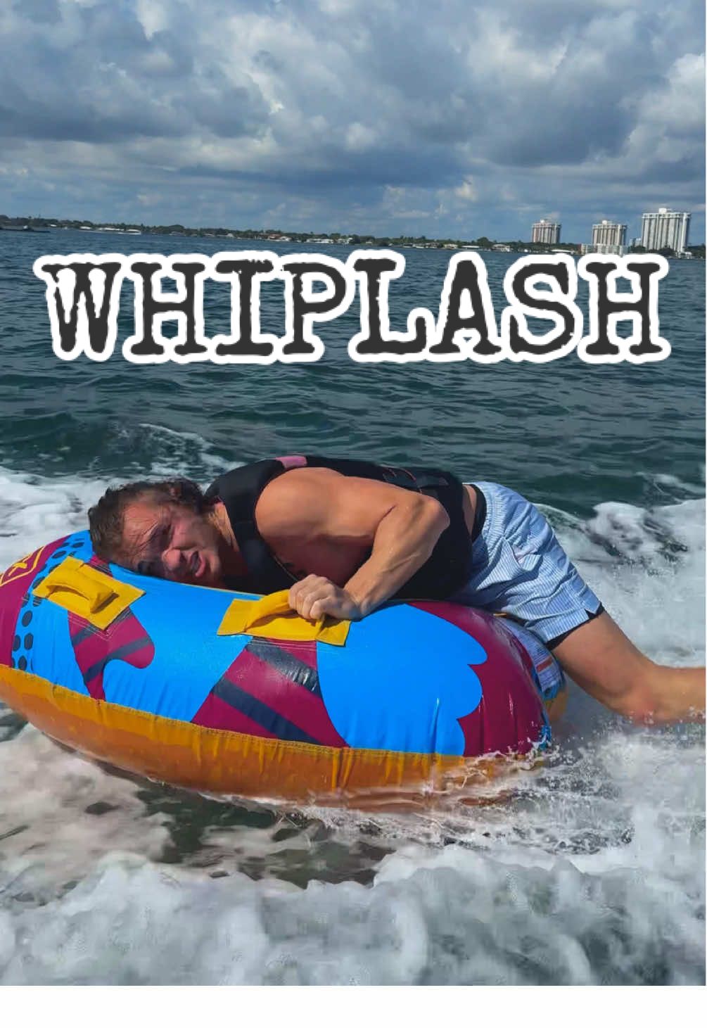 Pro Tuber’s Tip: NEVER STAY ON WHEN THE ROPE HAS SLACK‼️ It’s not worth the jolt. #tubing #boat #watersports #ocean #whiplash 