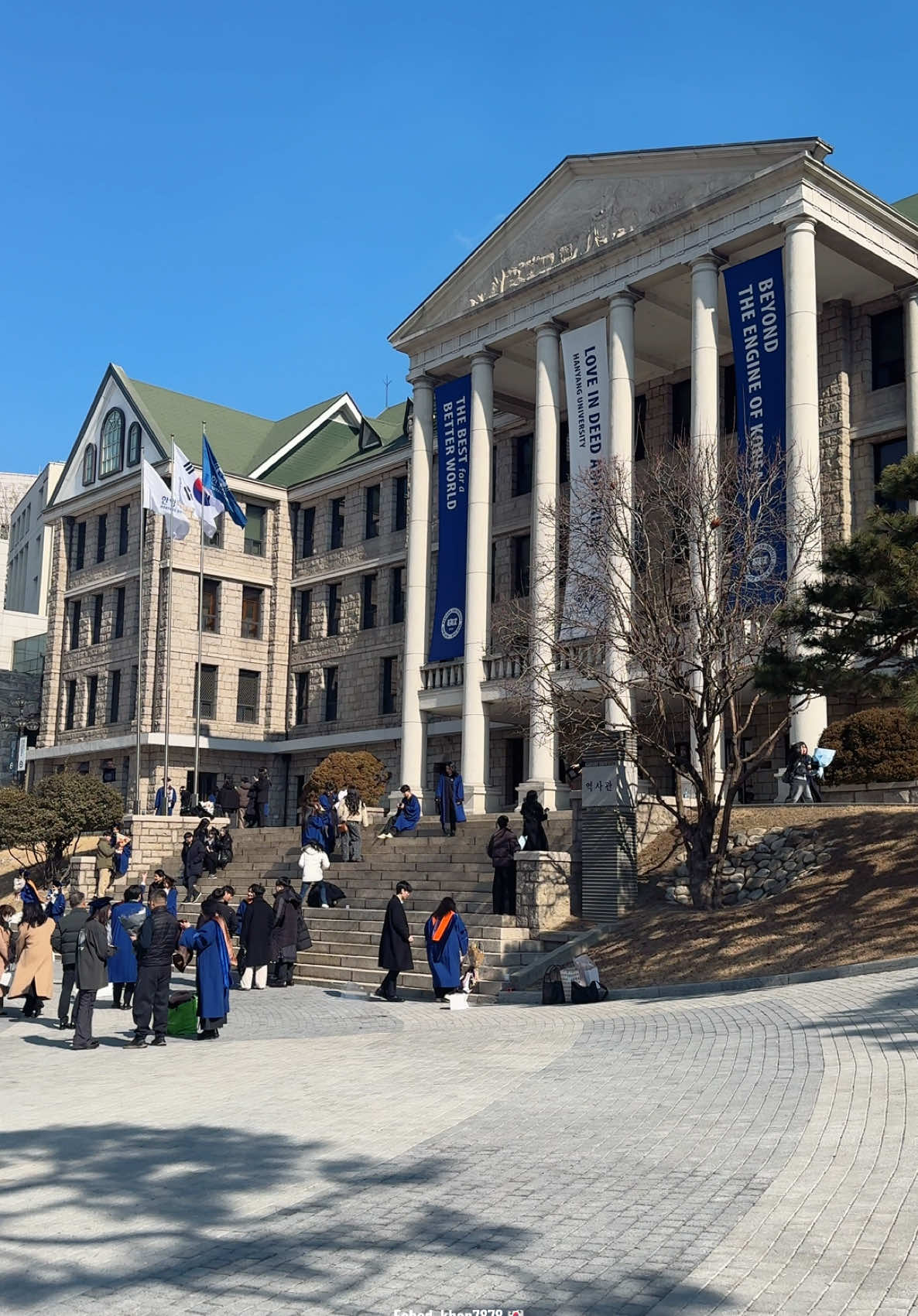 Hanyang University Seoul Campus 🇰🇷🇰🇷🇰🇷. #korea #sk #seoul #university #graduation #ceremony #students 