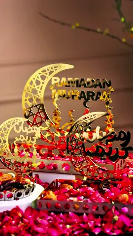 🌙 Celebrate Ramadan with our Mixed Fruits & Dates Delight Tray! 🌟 A perfect gift to share sweetness & joy with loved ones. 🍇🍈✨ Order now: +92 304 4030444 📞🎁 #RamadanGift #SweetCelebrations