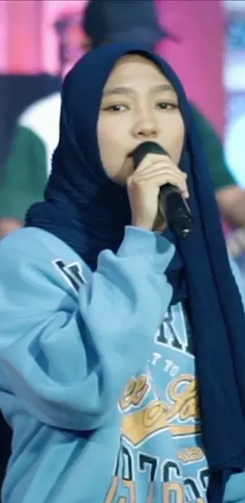 awwalu_putri dari alm. hj totok sr OM ADELLA#omadellaofficial_ #dangdutkoplo #cumicumiaudio #tren #fyp #viralvideo #rock 