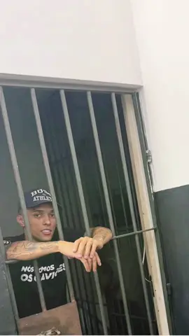 Buzeira preso!!!!  . . #buzeira #buzeiravisionario #buzeiramaodeouro #preso #viral_video #influenciador 