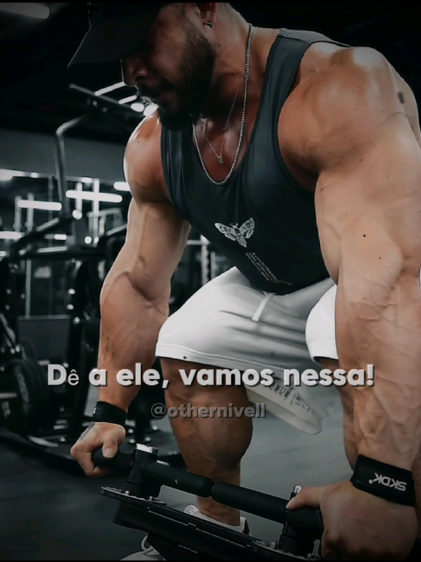 Nada para o CAMPEÃO!| Derick ##ramondinopro #ramondino #derick #motivação #academia #maromba #gym #musculação #fisico #disciplina 