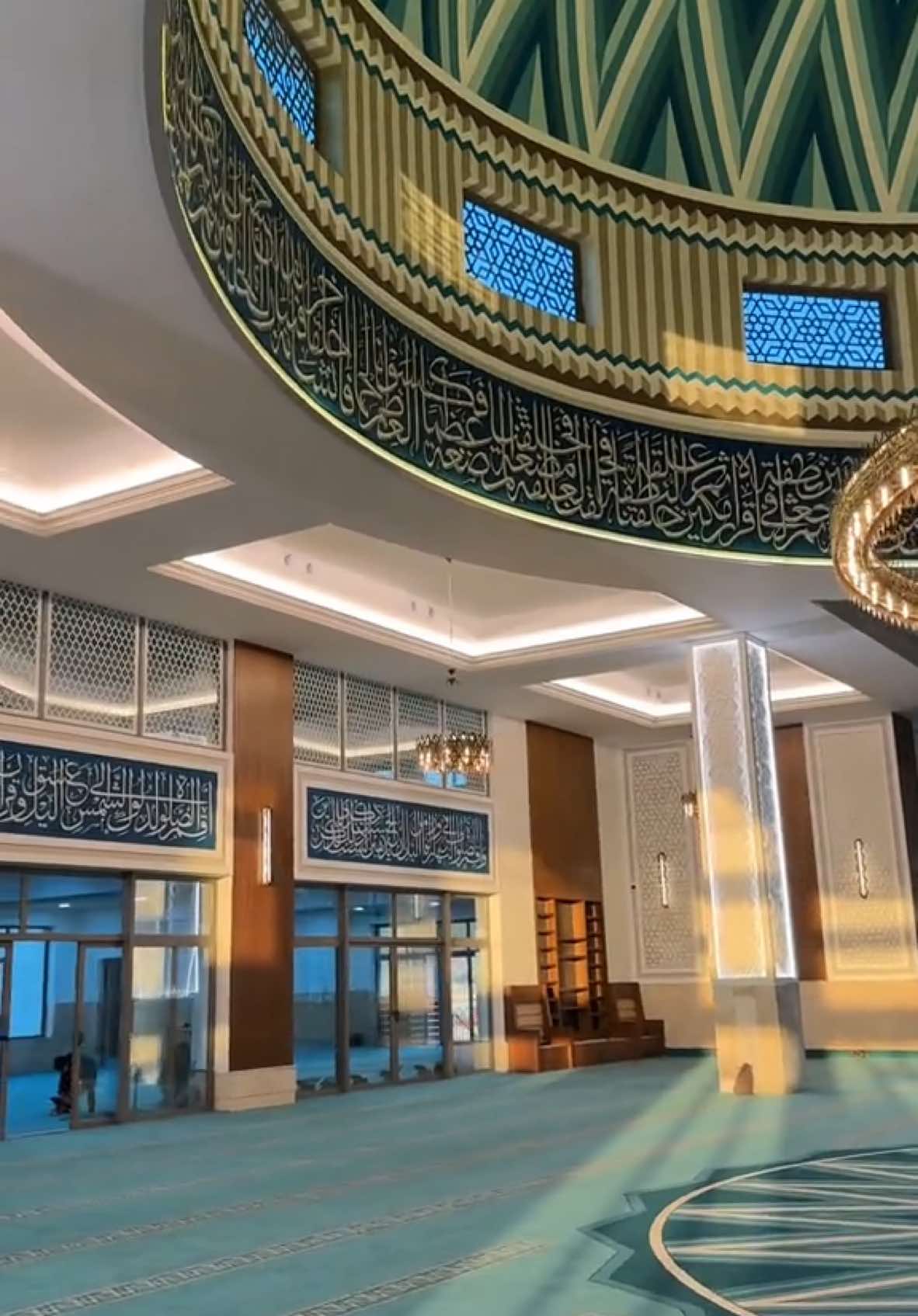 جامع حجي حامد في دهوك  #duhok #mosque #prayer #Ramadan #kurdistan #ربنا_اتنا_في_الدنيا_حسنه_وفي_الأخرة  