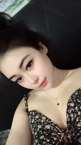 FOLLOW” AKUN KU GAYS🫶🏻 Id tevi: Chantika12 (yg ceklis biru)