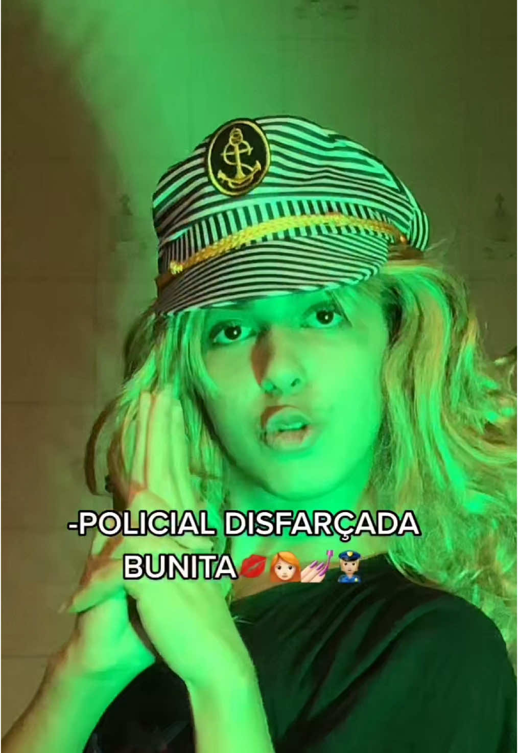 quem é vc pra falar assim comigo? 🤨