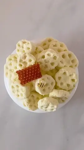 IN STOCK NOW! // 🍯 honey bee cereal 🍯  texture__slay (korean glue) scent__honey corn cereal size__medium comes with 24 clay cereals + extra honeycomb and bee charms // slime by @puttyegg filmed by @orangepetalslimes edited by @puttyegg #slime #slimerestock #diyslime #fakefood #asmr #foodasmr 