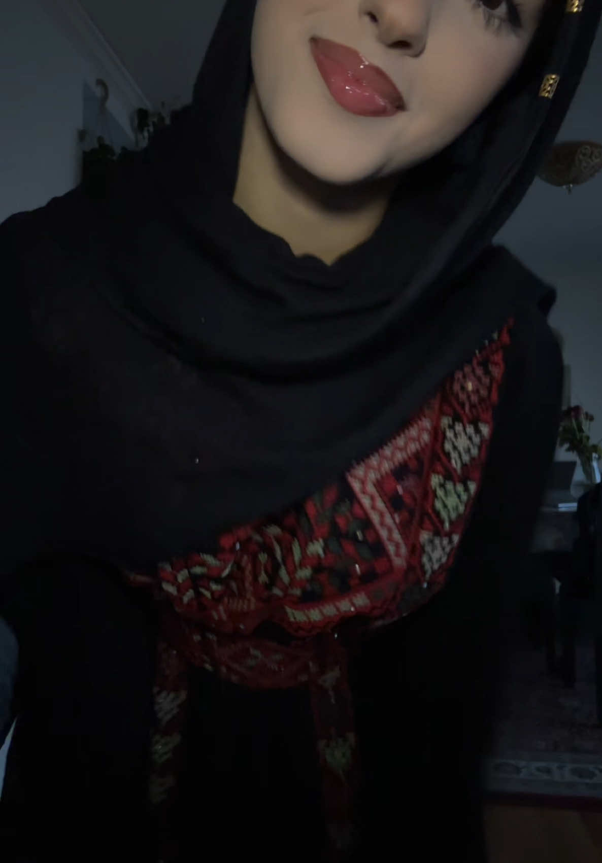 YEAHYEAAAAH #foryoupage #fypシ゚viral #outfit #trending #viraltiktok #fyp #hijabi #muslimtiktok #ArabTikTok 