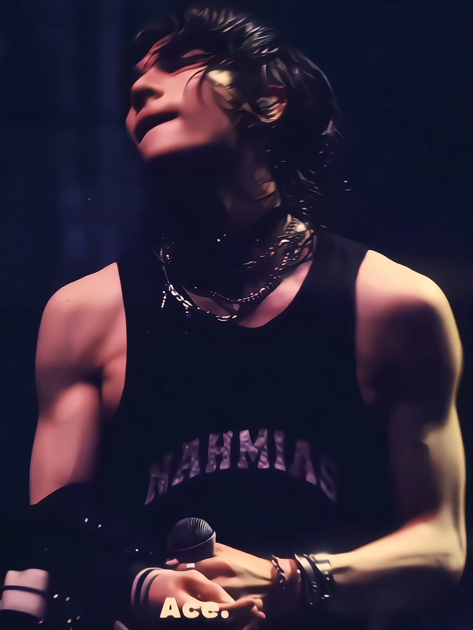 the quality was bad in some clips 😭 . . . #hyunjin #trend #fyp #edit #foryou #fyy #viraledit #fy #stay #straykids #quallity #hyunjinedit #hyunjinskz #suzywix 