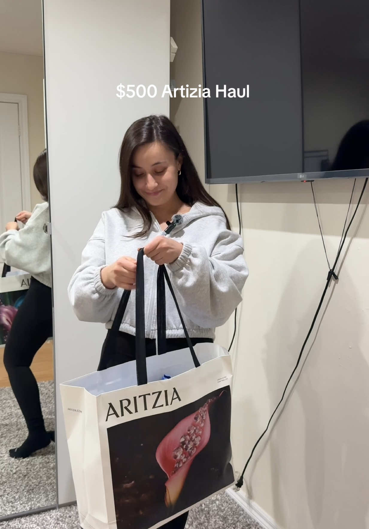 Aritiza needs to stop stealing my moneyyyyy  #artiziahaul #artiziaoutfits #outfitinspo #fitinspo #outfithaul #dayflowerblue @Aritzia 