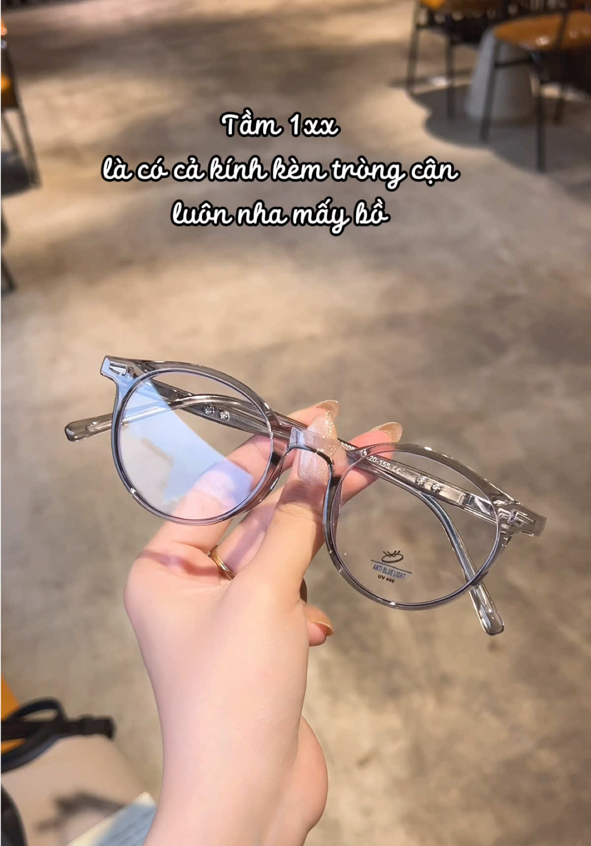 Màu xám mang tôn da lắm #kinhthoitrang #matkinhxinh #matkinh #kinhgiacan #kinhnu 