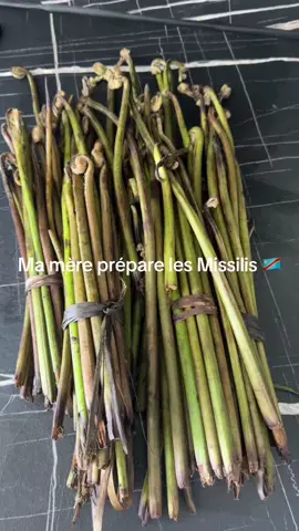 Base 😋#visibilité #viral_video #nourritureafricaine #congolaise🇨🇩 #eratakate #fyppppppppppppppppppppppp #tiktokcongokinshasa🇨🇩🇨🇩🇨🇩@Madesu Ya bana erataka te 