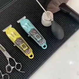 ⭐️CORTADOR DE PELO GYT 999 RECARGABLE⭐️ A TAN SOLO $6️⃣5️⃣PESOS MAYOREO. ⭐️PRODUCTO PROFESIONAL. ⭐️DISEÑO TRASPARENTE.  ⭐️MÁQUINA CONFIABLE.  ⭐️CARGA RÁPIDA.  ⭐️RECARGABLE.  ⭐️PANEL LED.  ⭐️EXCELENTE CALIDAD. 