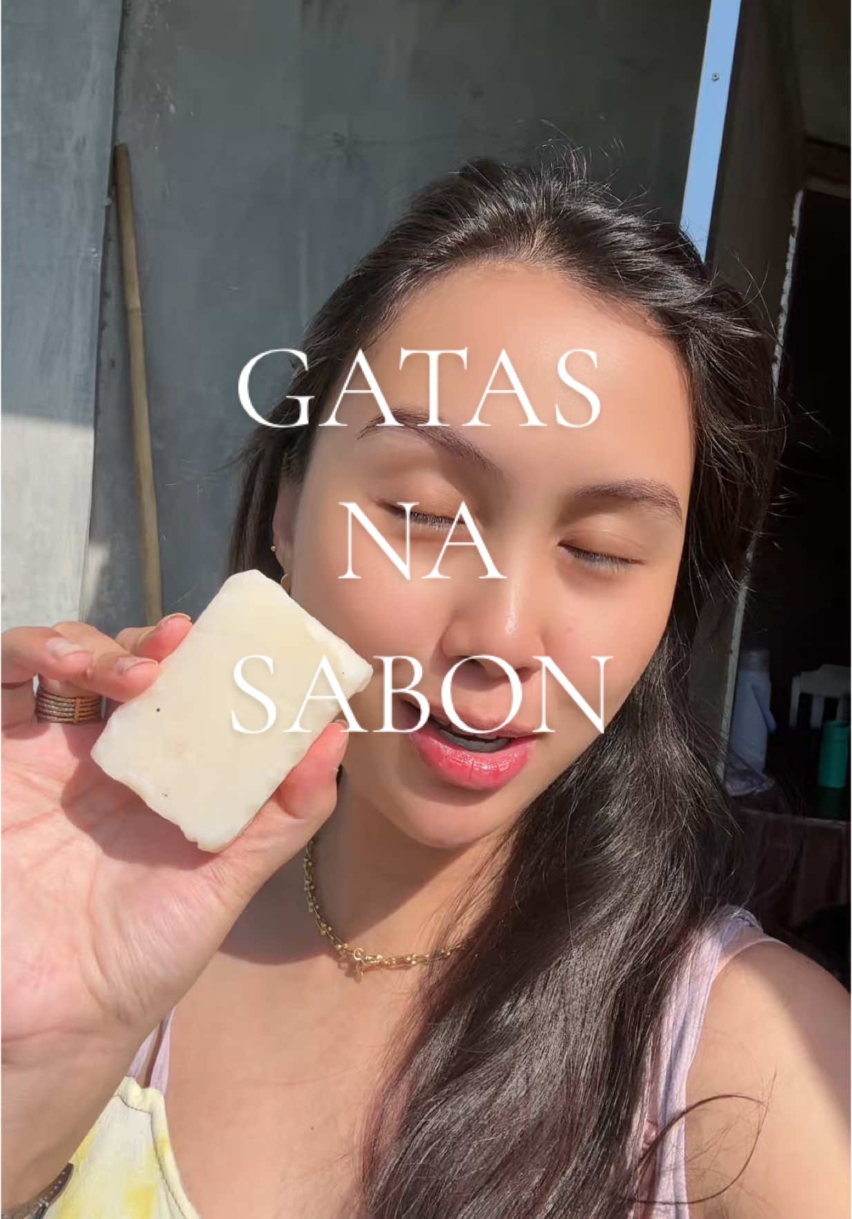 Replying to @Junie shop🇵🇭🇹🇷🧿🍀🍀✳️  talo ko pa nagrejuv #whiteningsoap #bmrs #bmrsbeautyessentials✨ #ceramide 