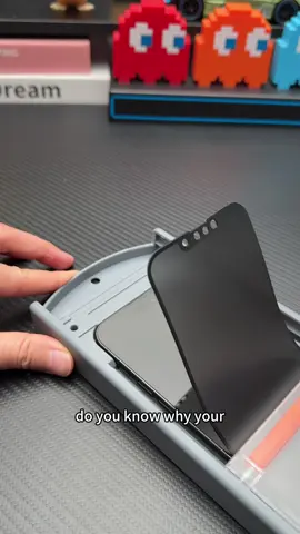 If you want to protect your privacy, try this Funcat anti-peeping film!#screenprotector #phonecase 