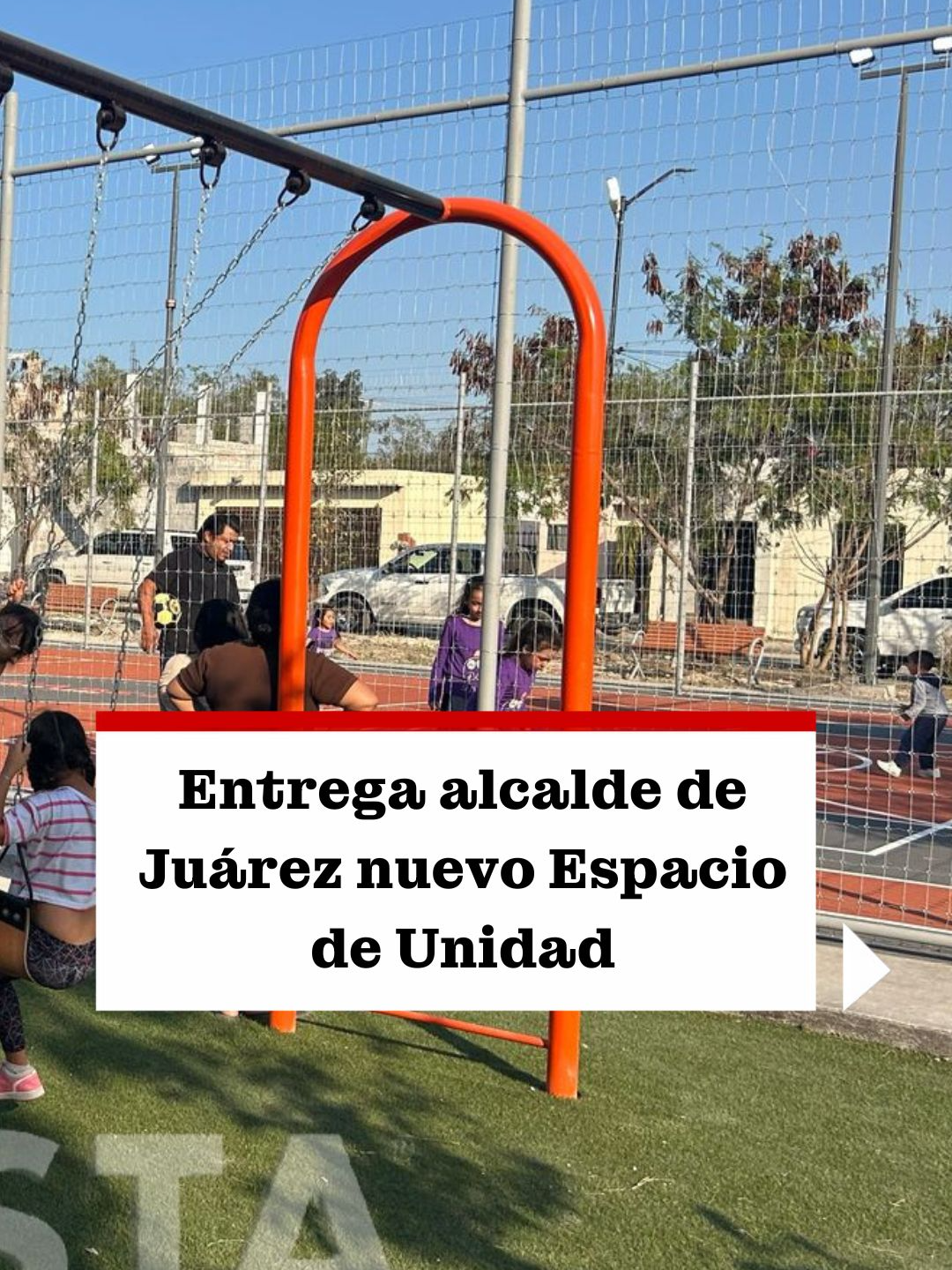 🛝 El nuevo parque de la colonia Vistas del Río incluye una cancha polivalente con porterías y canastas, además de juegos infantiles y aparato para hacer ejercicio. 📹: @maninramone